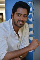 Allari Naresh Silly Fellows Interview